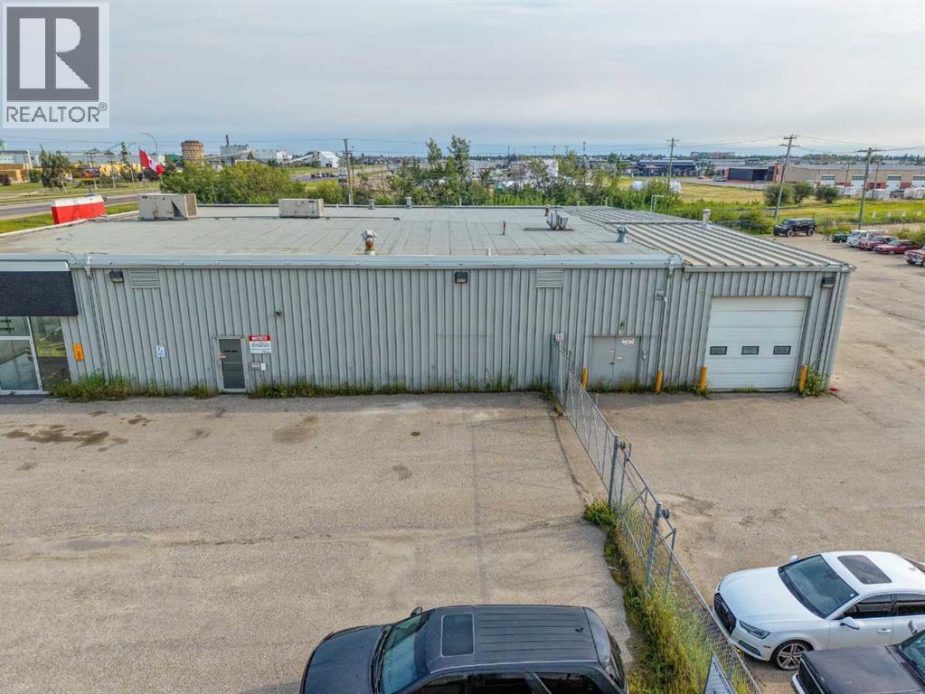 9602 108 Street Property Photo 5