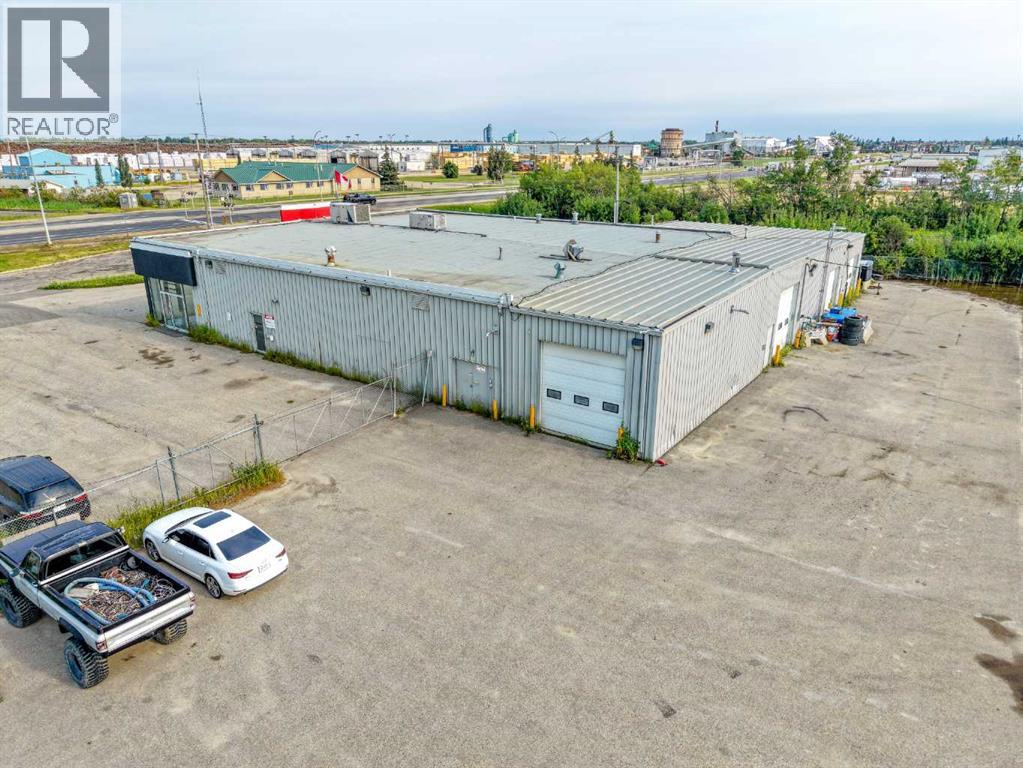 9602 108 Street Property Photo 6