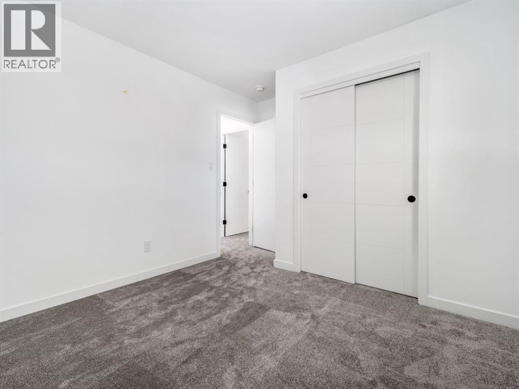114 Miners Road W Property Photo 19