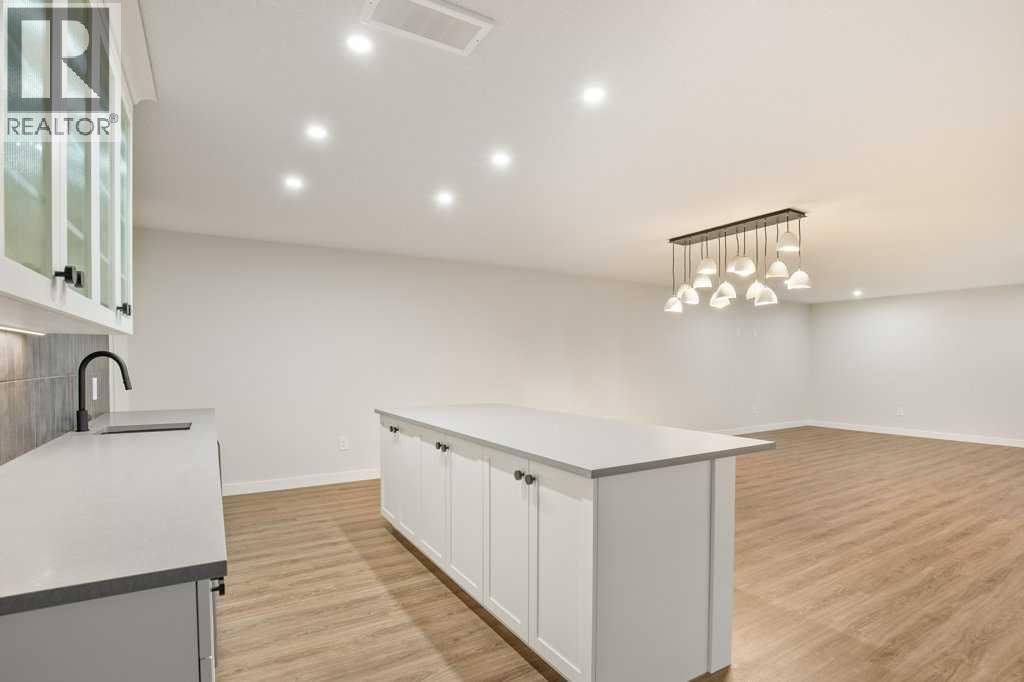 10 Twin Rose Court Property Photo 42