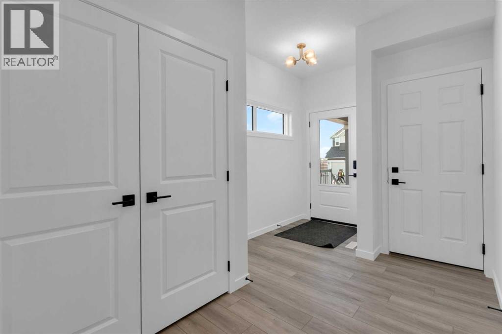 200 Starling Place Nw Property Photo 2