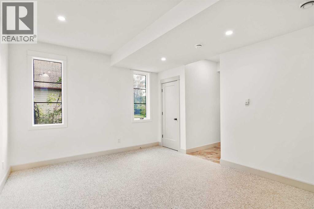 5024 48 Street Property Photo 13