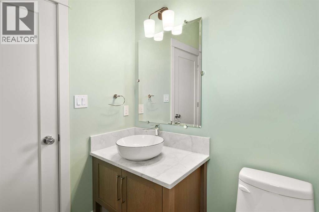 5024 48 Street Property Photo 17