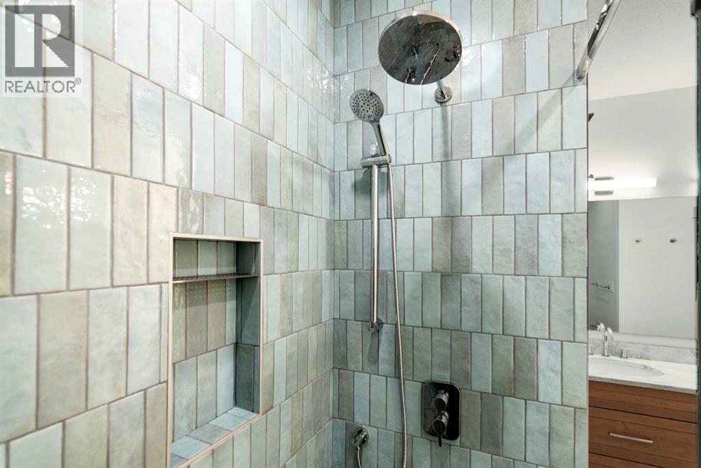 5024 48 Street Property Photo 34