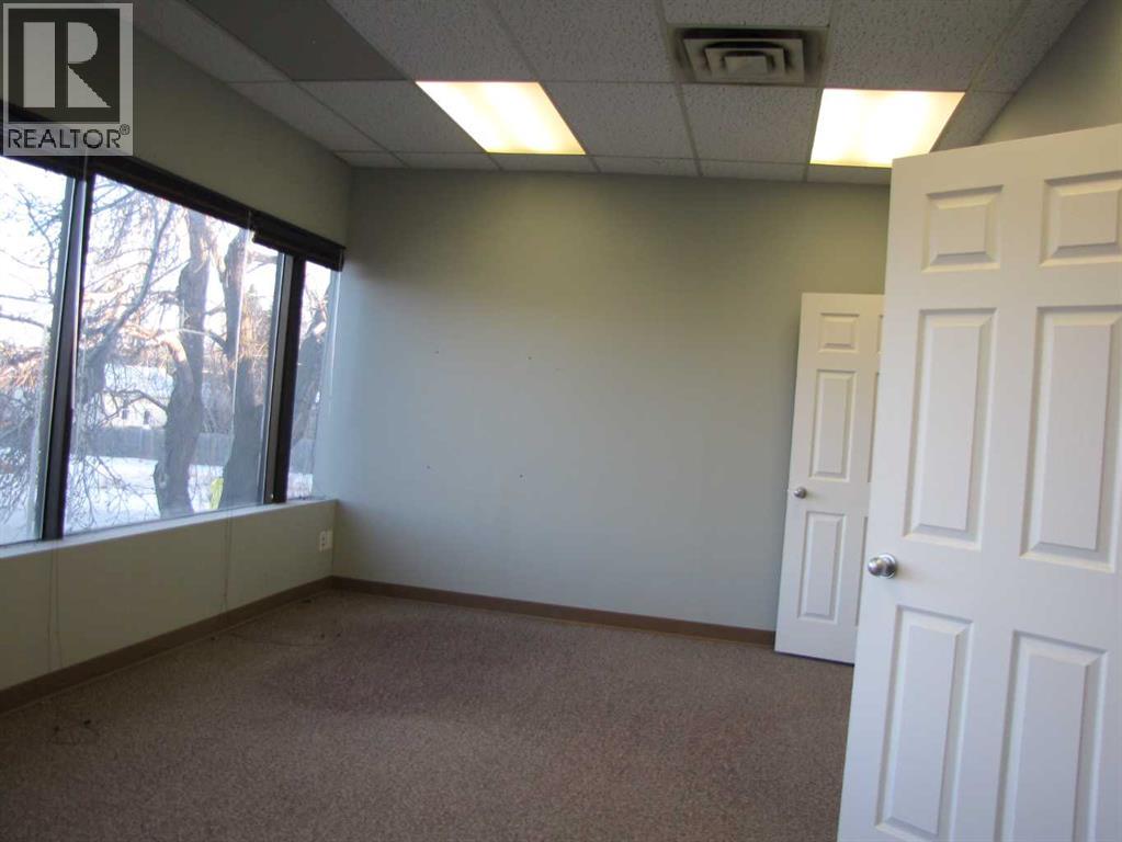 4924 48 Avenue Property Photo 13
