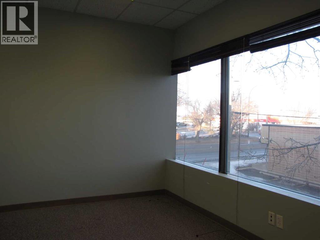 4924 48 Avenue Property Photo 20