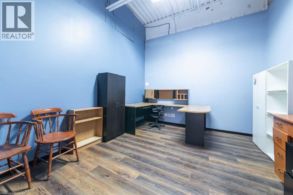 5716 44 Street Property Photo 18