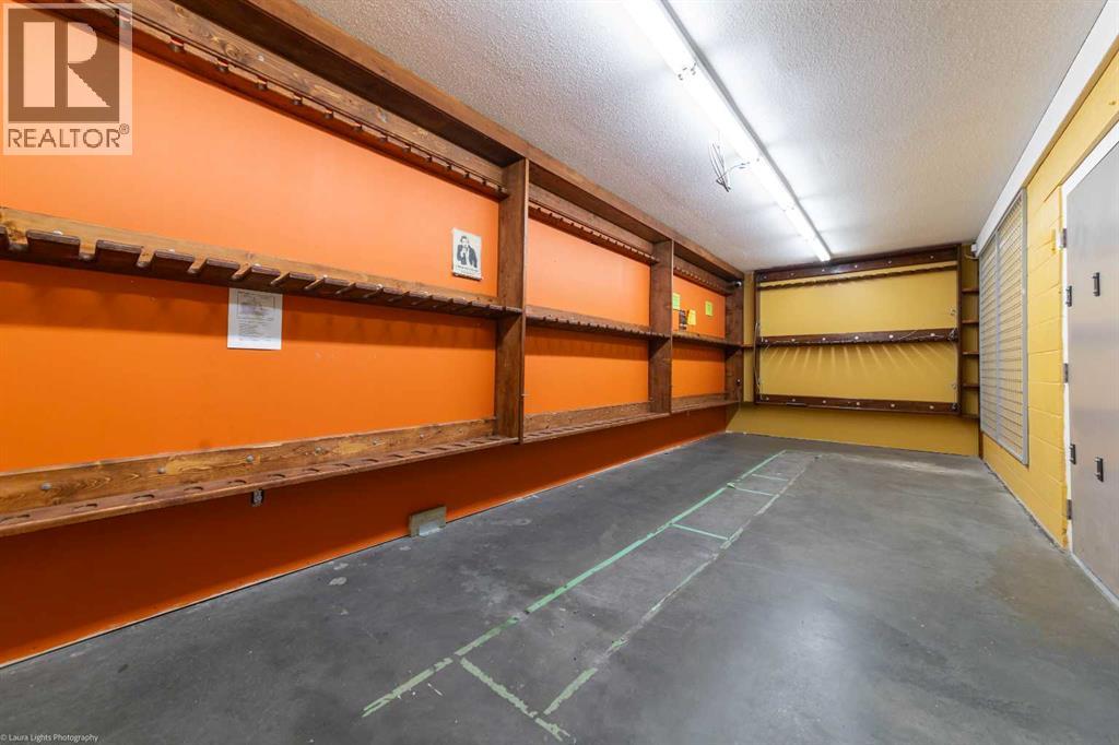 5716 44 Street Property Photo 10