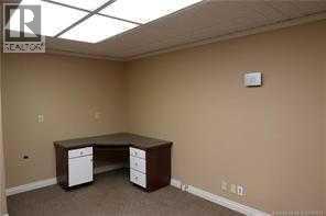 4919 48 Street Property Photo 8
