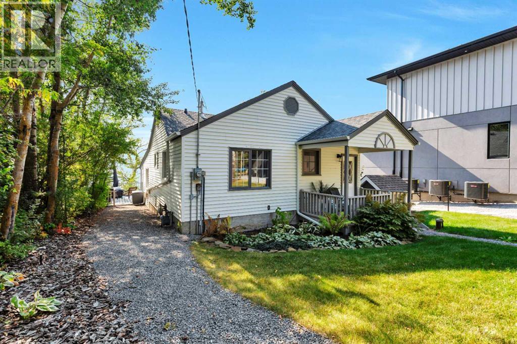 79 Birchcliff Road Property Photo 3