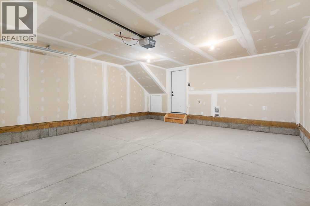 8155 8 Avenue Southwest Property Photo 31