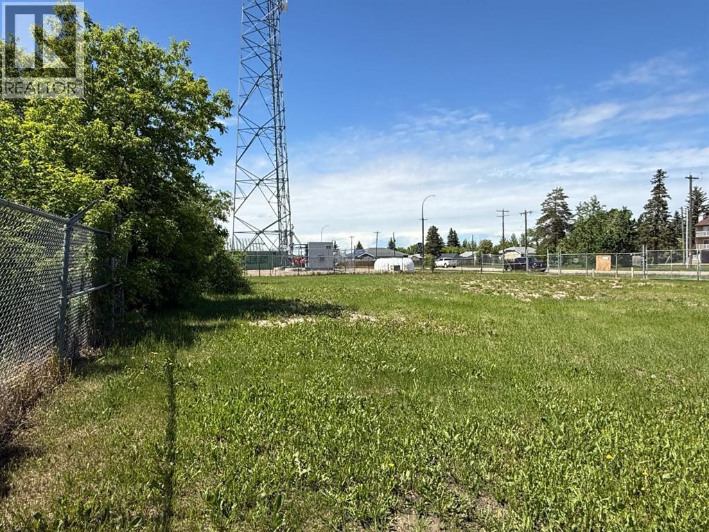 4719 Railway Avenue Property Photo 6