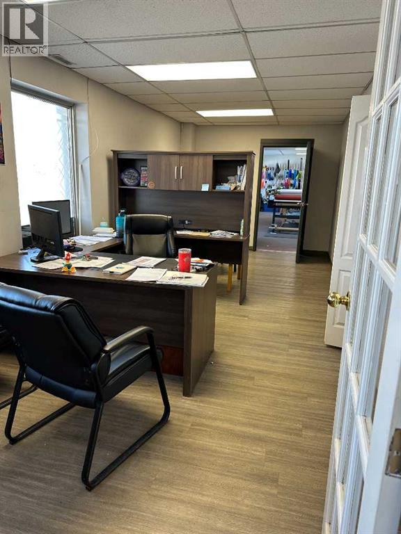 12615 100 Street Property Photo 5