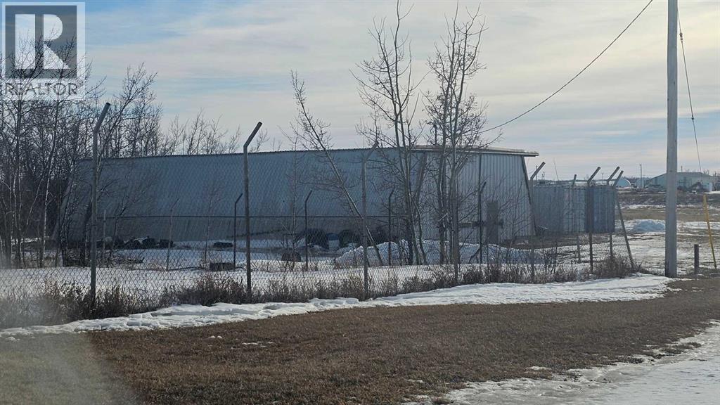 5101 Industrial Crescent Property Photo 2