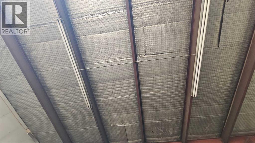 5101 Industrial Crescent Property Photo 5