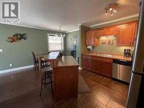 3 501 Street Property Photo 3