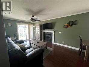 3 501 Street Property Photo 6