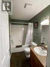 3 501 Street Property Photo 10