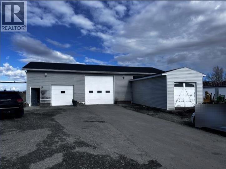 251223 Sunshine Road Property Photo 10