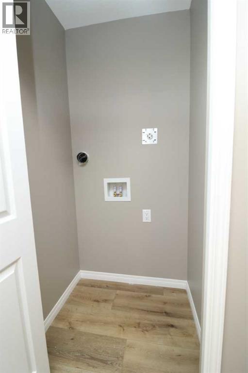 447 Henricks Drive Property Photo 14