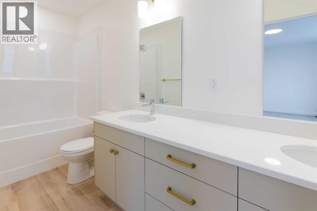 2813 16 Avenue Property Photo 20