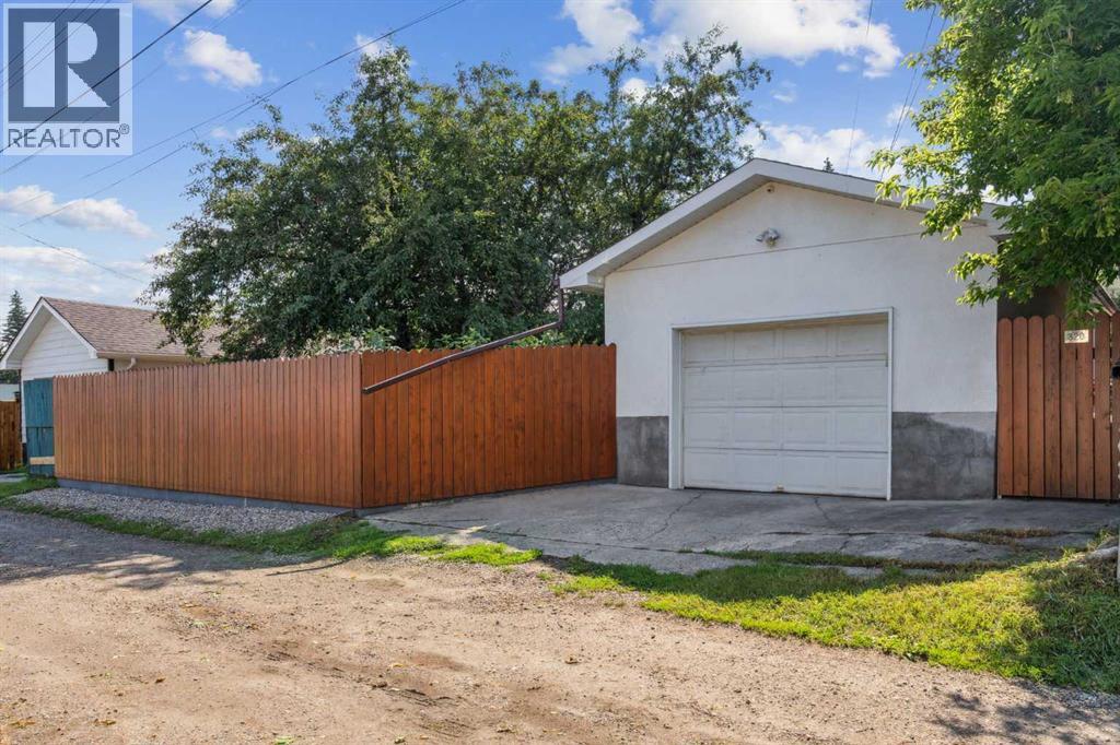 320 Haddon Road Sw Property Photo 33