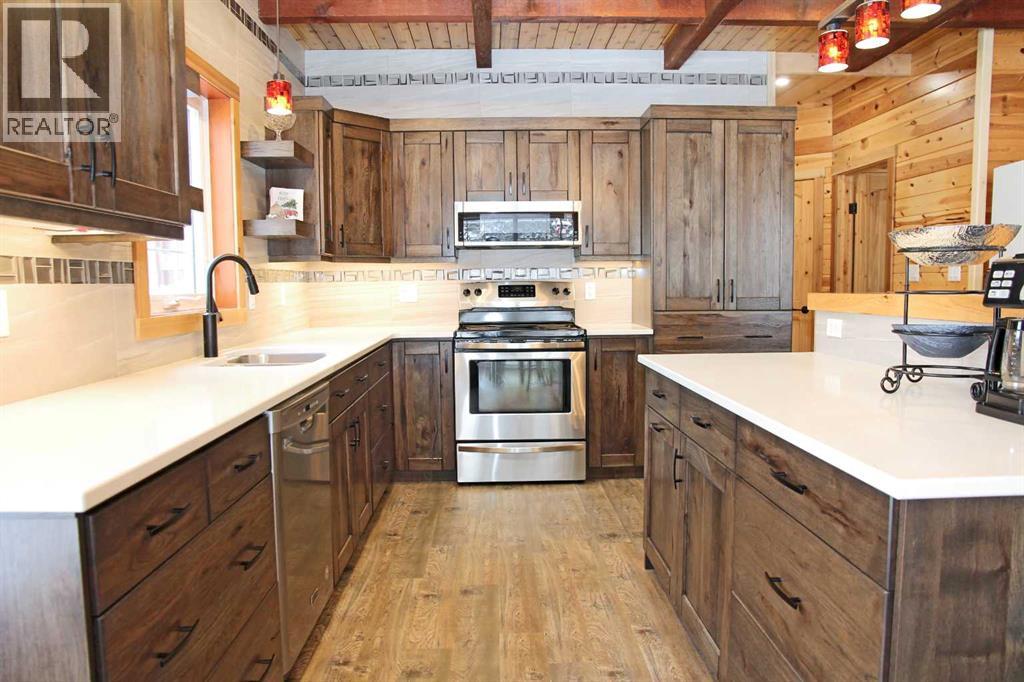 1028 Birch Place Property Photo 7