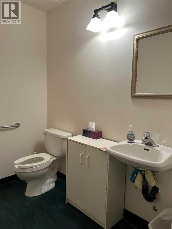 1601 Dunmore Road Southeast Property Photo 7