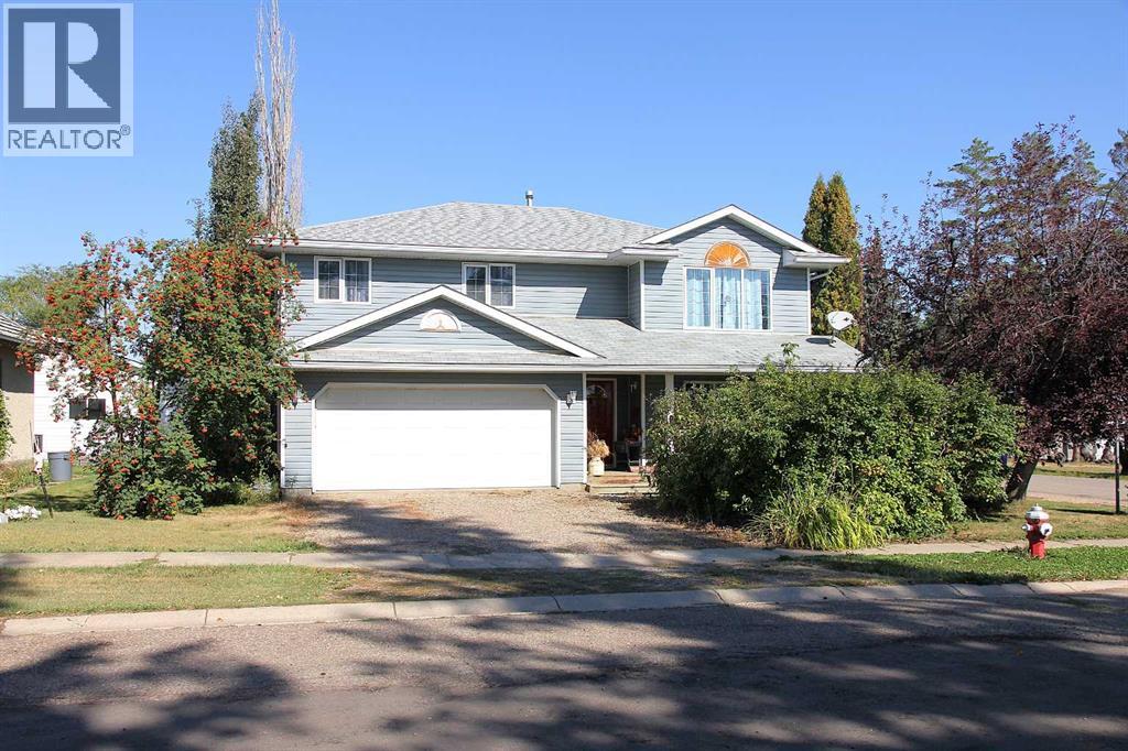 220 1 Avenue E Property Photo 1