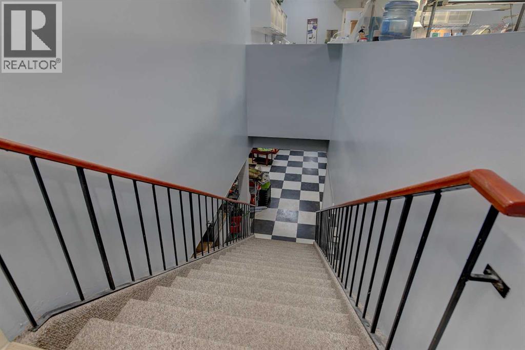 10018 101 Avenue Property Photo 5
