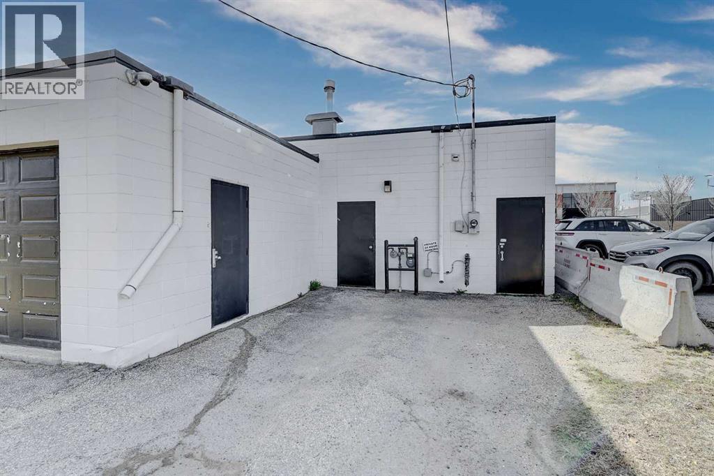 10018 101 Avenue Property Photo 6