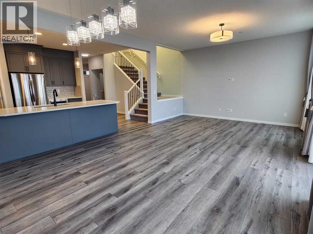 90 Howse Common Ne Property Photo 7