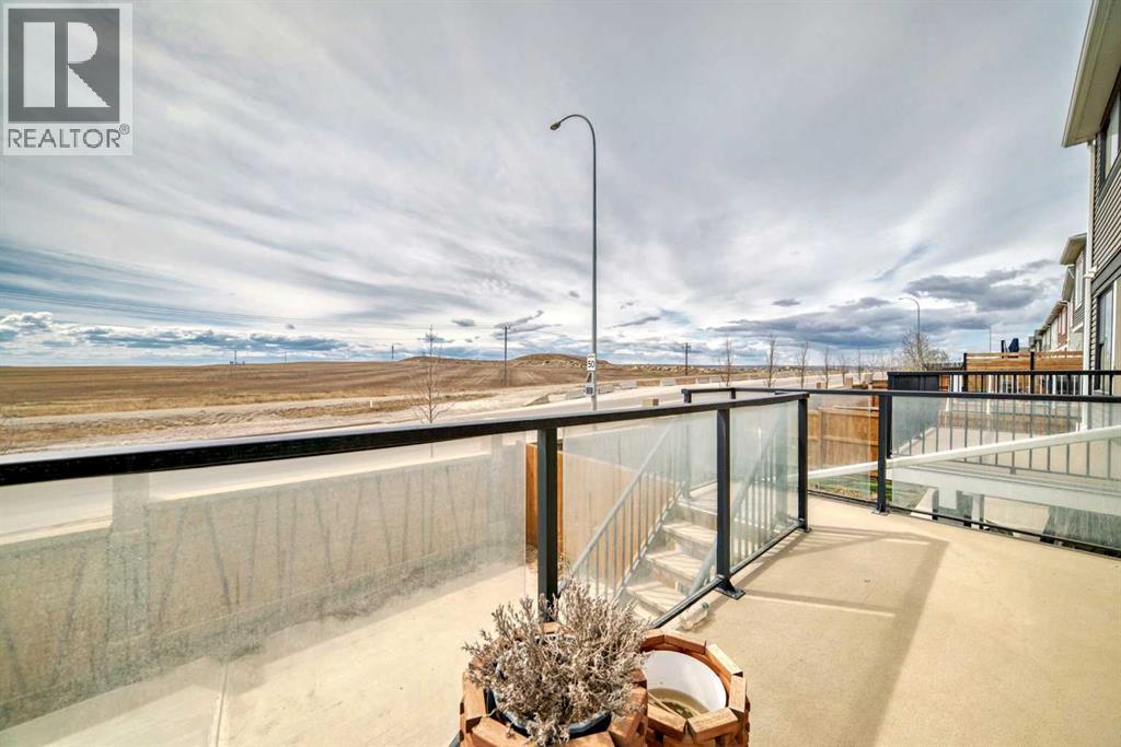 90 Howse Common Ne Property Photo 15