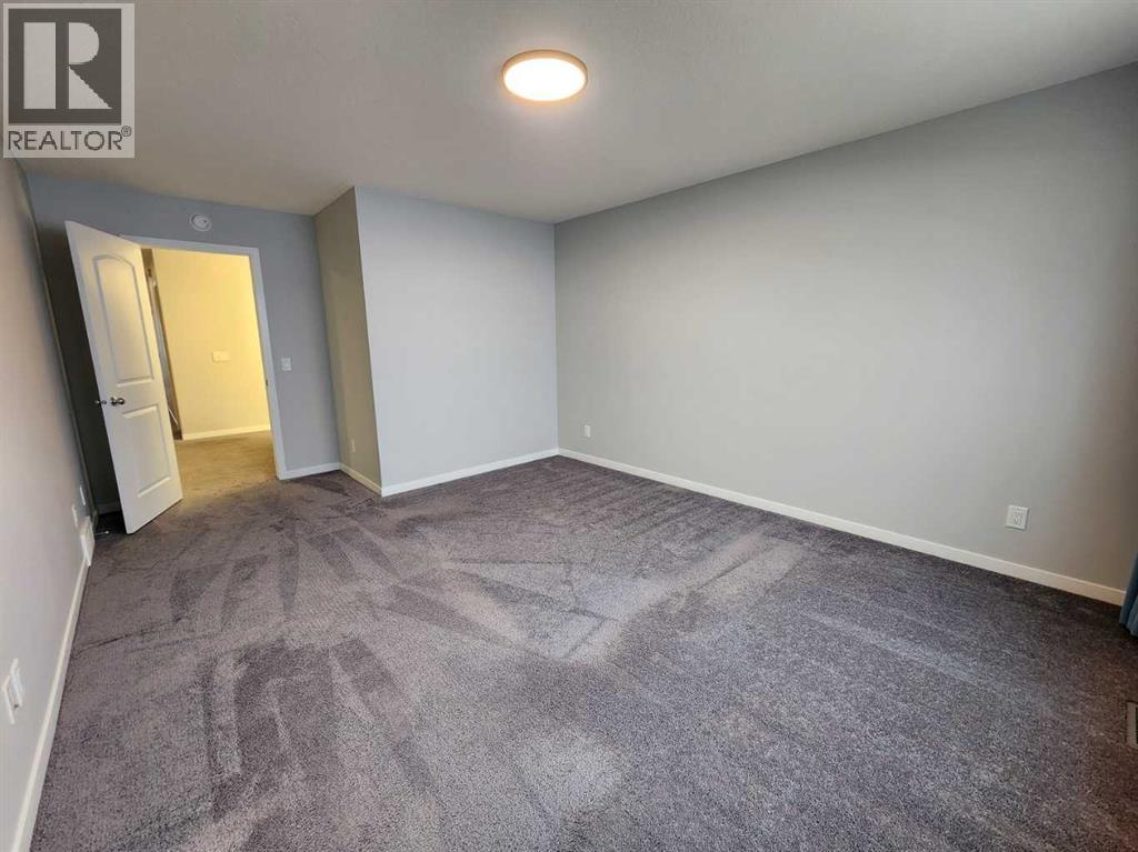 90 Howse Common Ne Property Photo 20