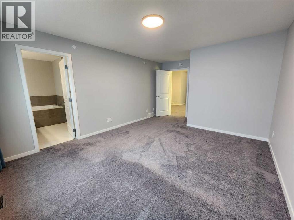 90 Howse Common Ne Property Photo 21