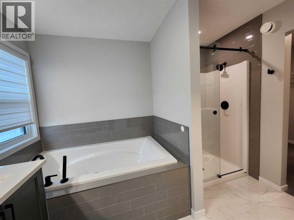 90 Howse Common Ne Property Photo 23