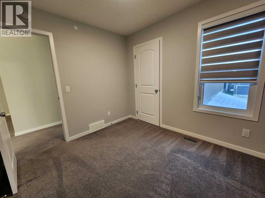 90 Howse Common Ne Property Photo 25