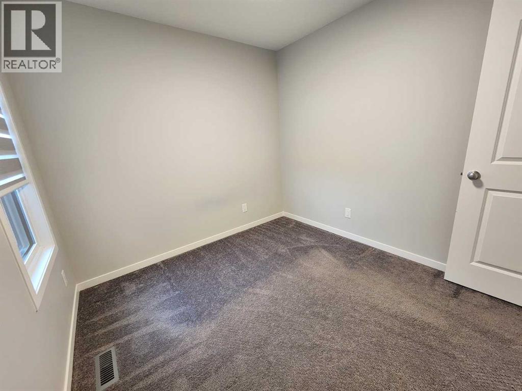 90 Howse Common Ne Property Photo 27