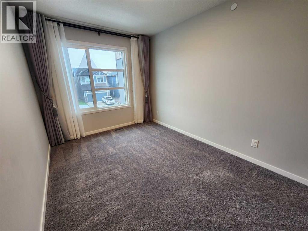 90 Howse Common Ne Property Photo 31