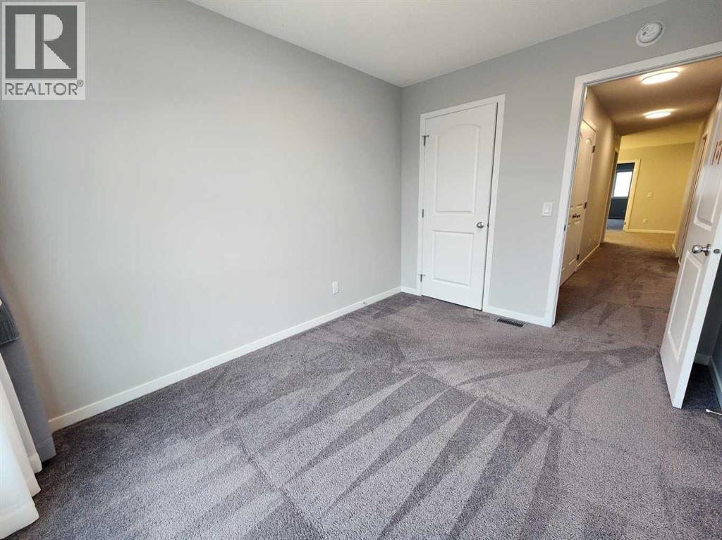 90 Howse Common Ne Property Photo 34