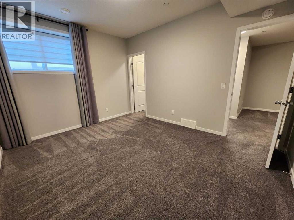 90 Howse Common Ne Property Photo 36