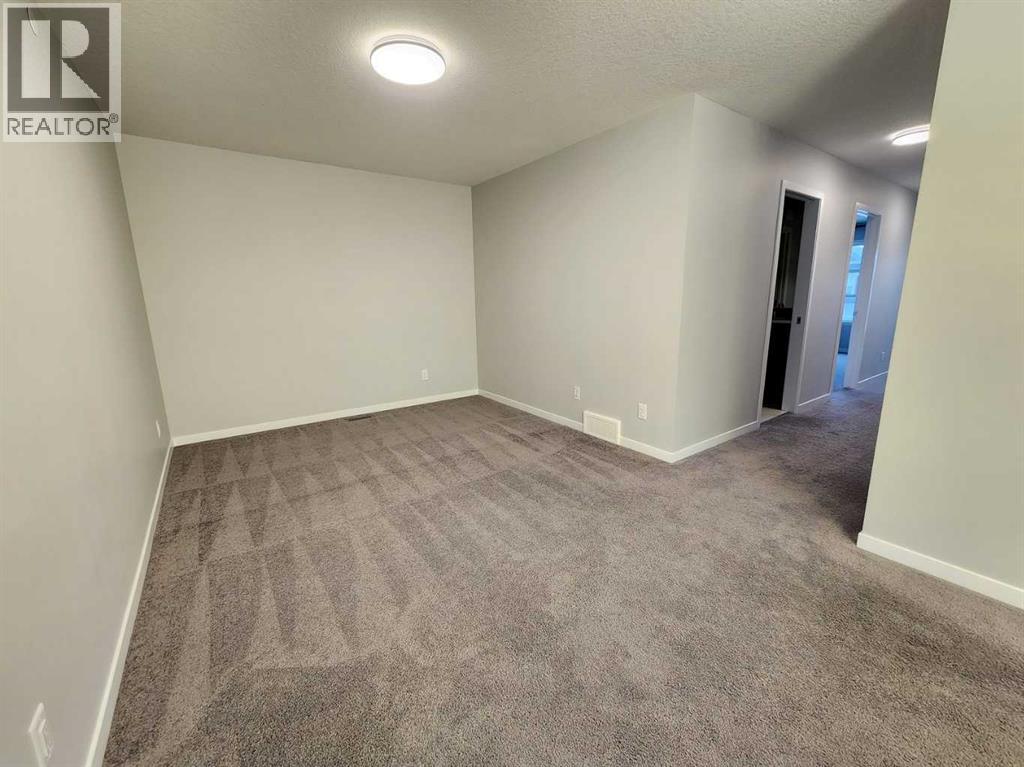 90 Howse Common Ne Property Photo 38