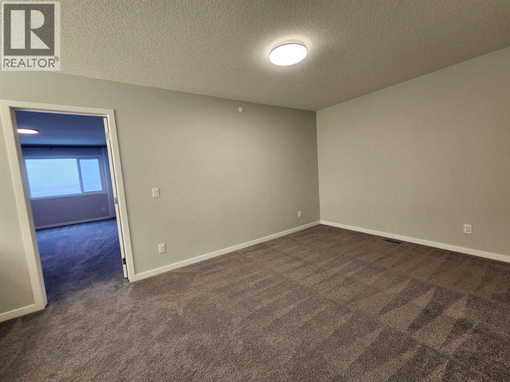 90 Howse Common Ne Property Photo 39