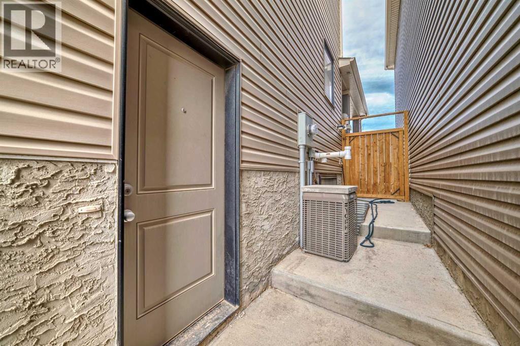 90 Howse Common Ne Property Photo 47