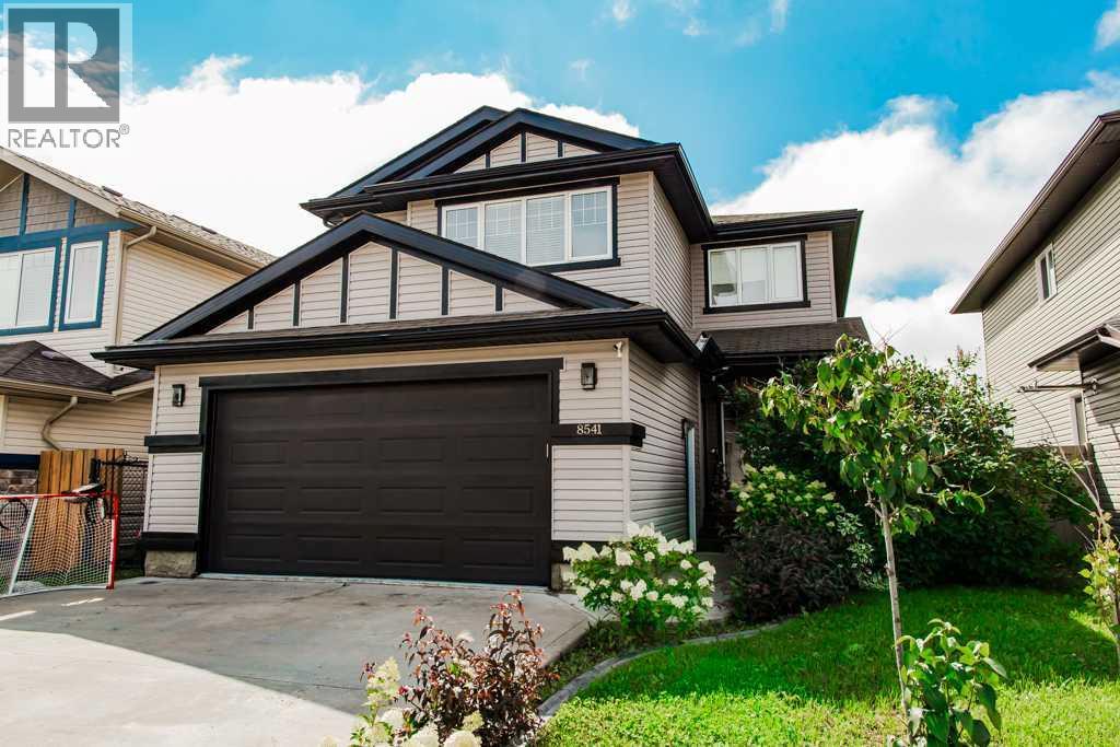 8541 102 Avenue Property Photo 1