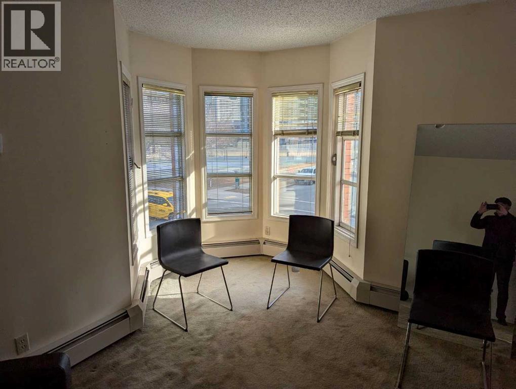 1401 2 Street Sw Property Photo 5