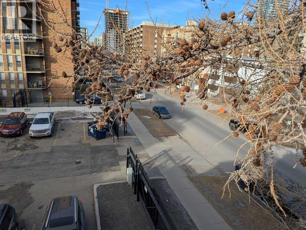 1401 2 Street Sw Property Photo 11