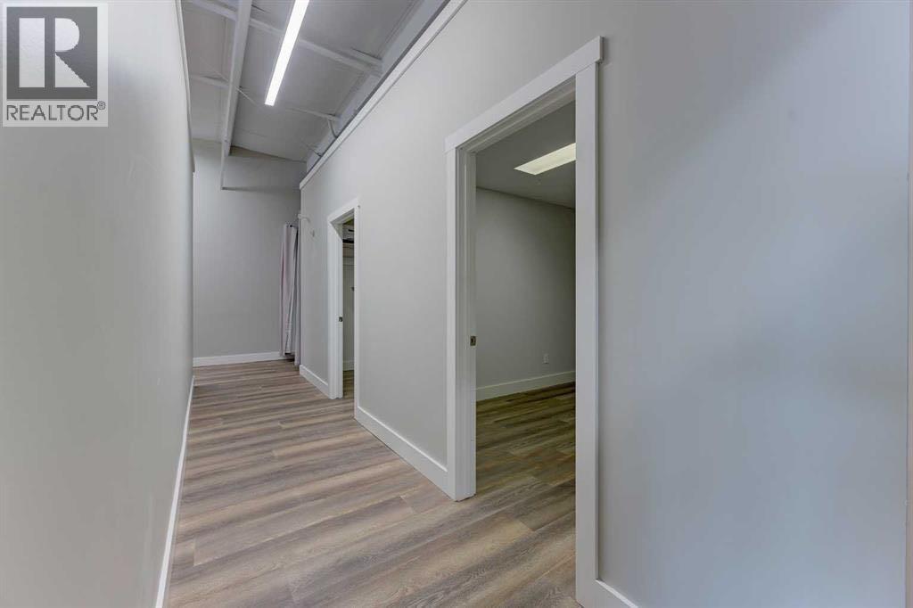 5116 52 Street Property Photo 6
