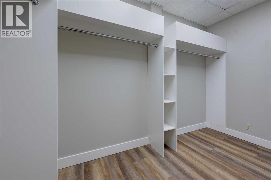 5116 52 Street Property Photo 12
