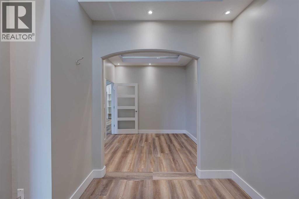 5116 52 Street Property Photo 20